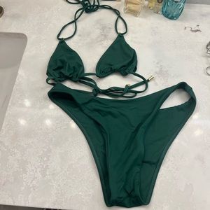 Monday Swimwear Byron Bottom M Hanalei Top S in Jungle